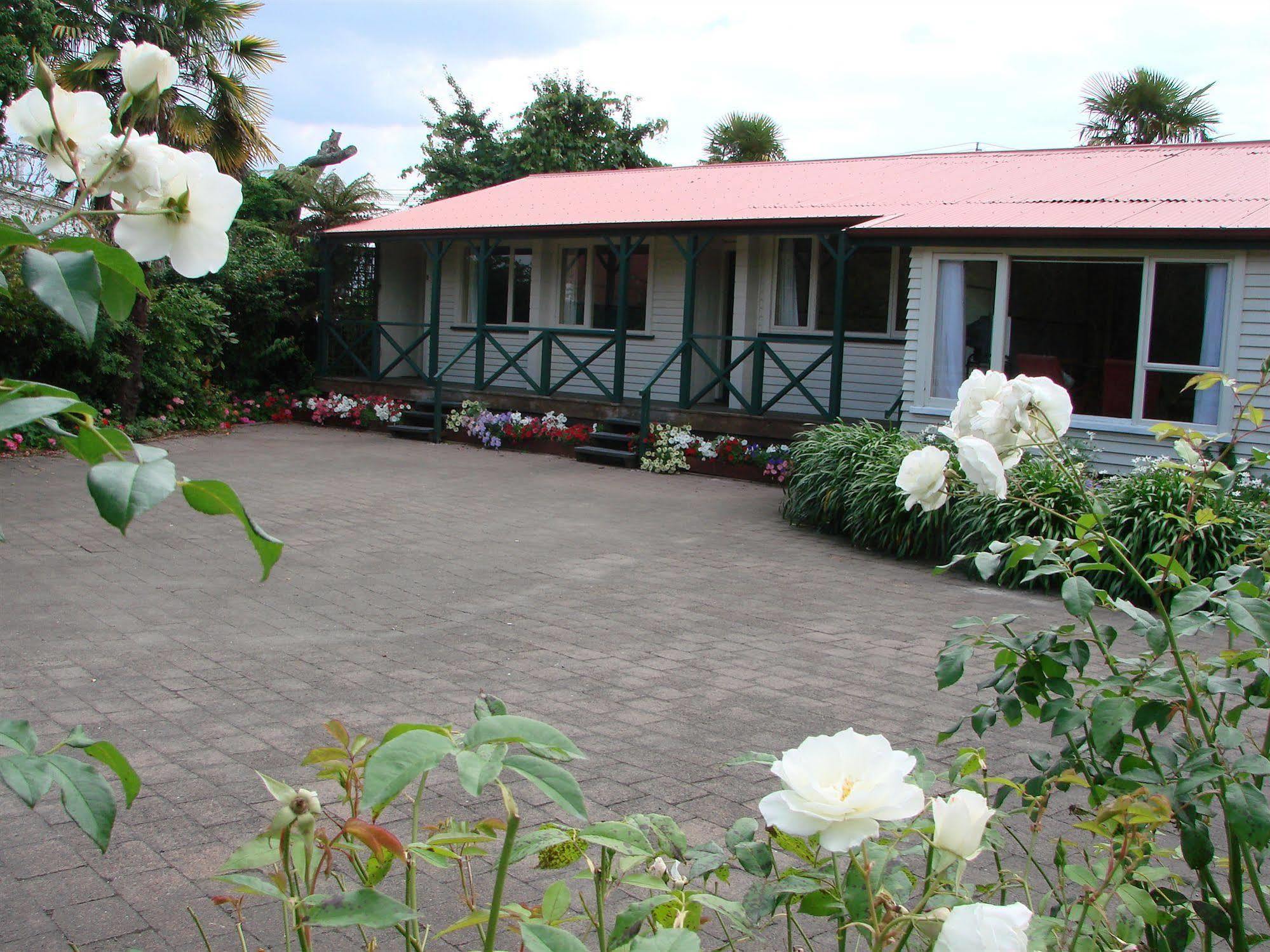 Santa Maria Motel โรโตรัว ภายนอก รูปภาพ